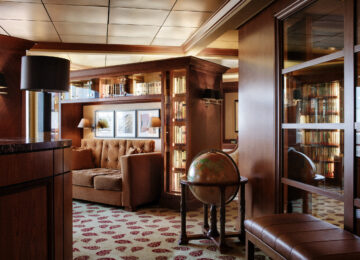 20230725-AKHO-Crystal Cruise-Library-02-lores