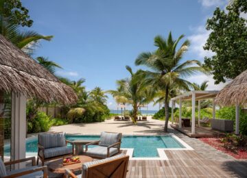 5_Two_Bedroom_Beach_Villa_Suite_With_Pool_exterior_deck – Kopie