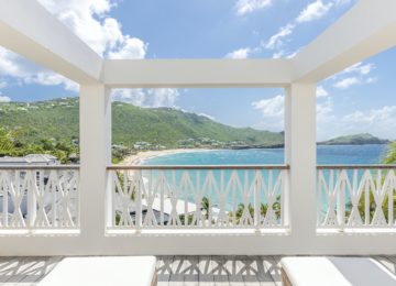 Terrasse mit Blick auf den Ozean ©Cheval Blanc St-Barth Isle de France