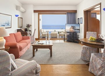 7 PREMIUM HOTEL_BUNGALOW SUITE SEA VIEW (1bedroom & sitting room Separate)