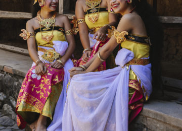 Amankila, Bali – Local Village Balinese Dancers