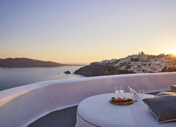 Anthos Restaurant mit Blick auf den Sonnenuntergang ©Katikies Kirini Santorini