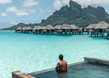 Pool ©Four Seasons Resort Bora Bora