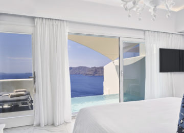 Royal Pool Suite ©Canaves Oia Suites