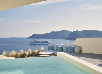 Royal Pool Suite Terrasse mit Meerblick und Pool ©Canaves Oia Suites