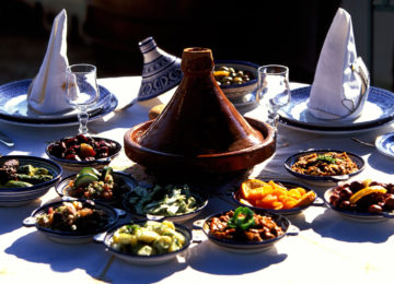 Gedeckter Mittagstisch ©Fremdenverkehrsamt Marokko