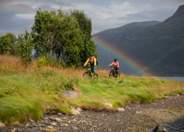 ISBREEN THE GLACIER_E-Bike-Tour_Photo Credit Katie Farr_4
