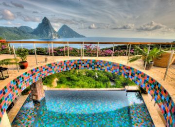 Pool mit Blick auf den Ozean ©Jade Mountain Resort