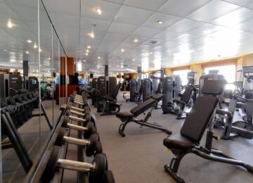 Luxury cruise ship Crystal Serenity (15)