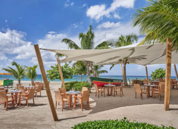 Strandbar ©Four Seasons Resort Nevis