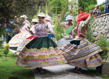 Peru Brauchtum mit Tanz ©Belmond
