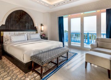 Room©Hilton_Salwa_Beach_Resort