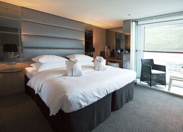 SR_Scenic_Jasper_Deluxe_Balcony_Suite_CAT_PD_001