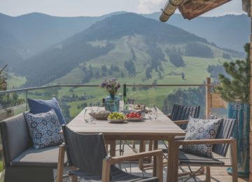 Senhoog Chalet GipfelKreuzLiebe©Balkon