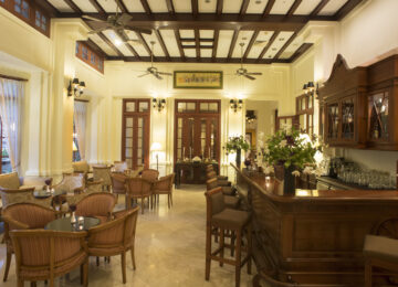 Settha Palace Belle Epoque Bar 1