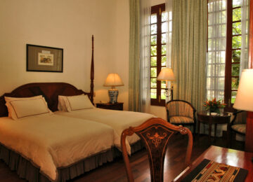 Settha Palace Deluxe Twin1