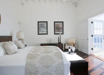 Luxus Schlafzimmer mit Blick auf den Ozean ©Sugar Beach, A Viceroy Resort