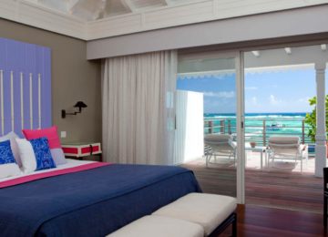 Luxus Schlafzimmer mit Blick auf den Ozean ©Rosewood Le Guanahani St. Barth