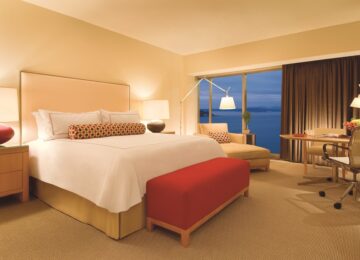 deluxe-bay-view room©fourseason-seattle