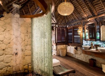 Badezimmer ©andBeyond Mnemba Island Lodge