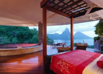 Luxus Schlafzimmer mit Blick auf den Ozean ©Jade Mountain Resort