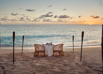 Privates Abendessen am Strand ©Belmond La Samanna