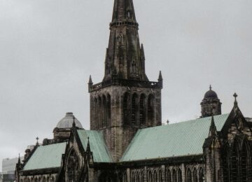 pexels-alasdair-braxton-621739-2399973