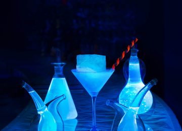 whoMLEWHrf-164126-Glowing cocktail-Med