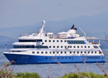 ©Santa-Cruz-II-Galapagos-Cruise-Vessel-