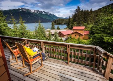 ©Tutka Bay Lodge, Exterior